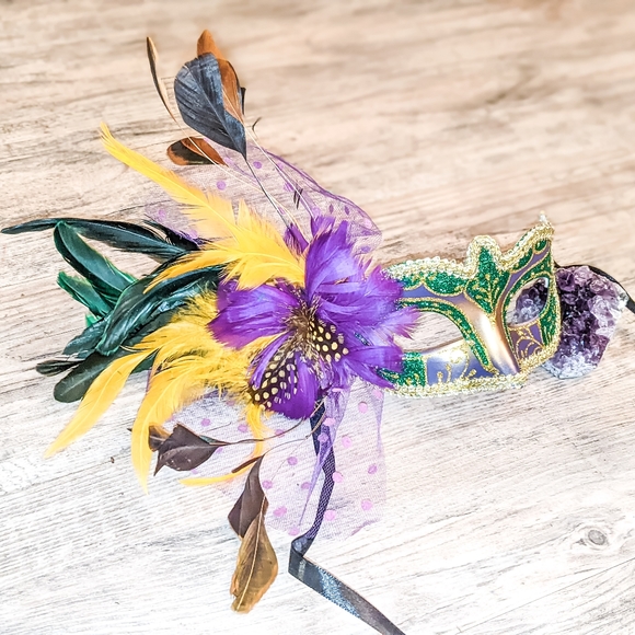 Ladies Mardi Gras Mask 2022 Mardi Gras Ball Formal Attire Exotic Feathered Mask - Picture 2 of 12